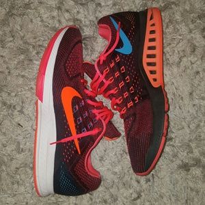 Nike Zoom Structure 18